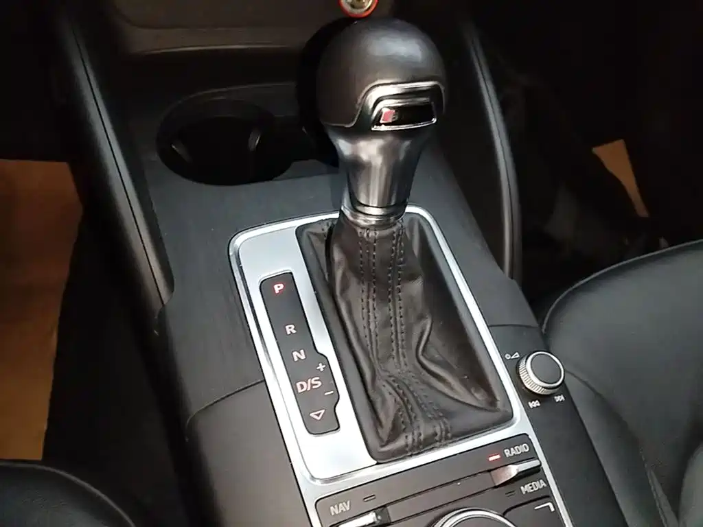 Audi A3 2016 Limousine 35 TFSI Style фото 10