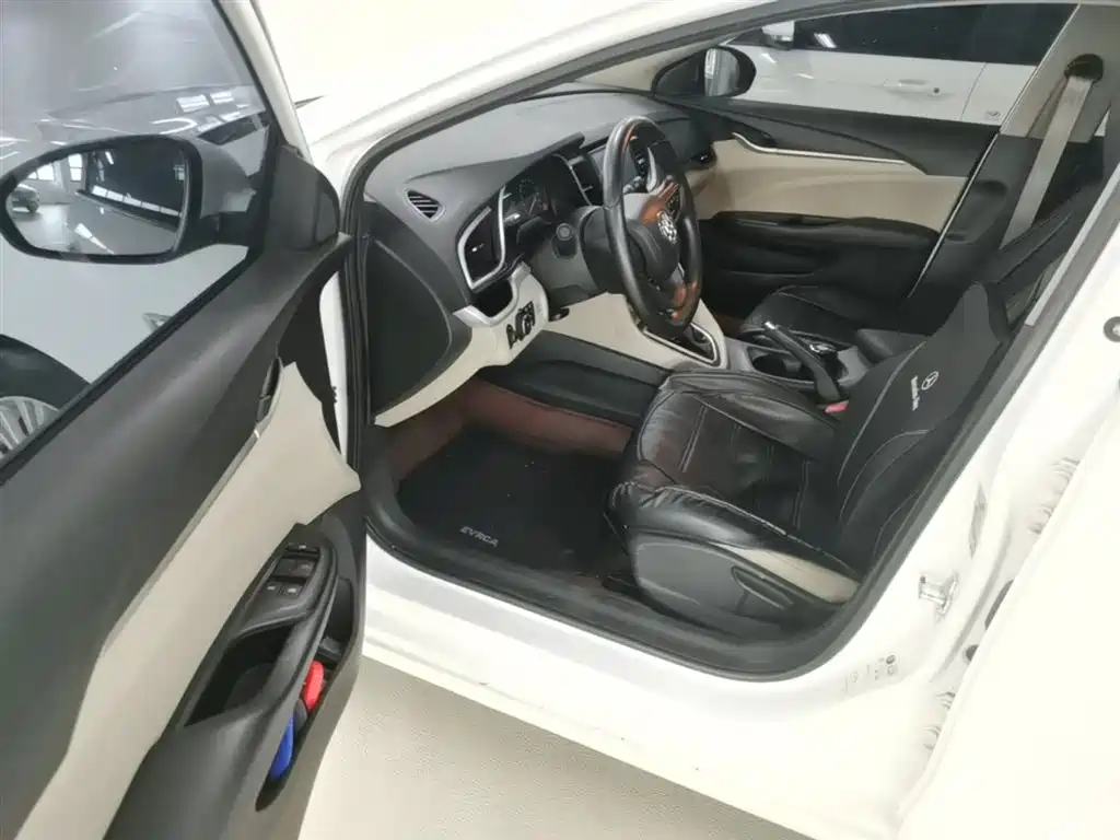 Buick Excelle 2016 15N Automatic Elite фото 23