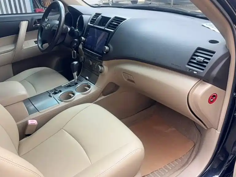 Toyota Highlander 2011 2011 2.7L 2WD 5-seat Elite