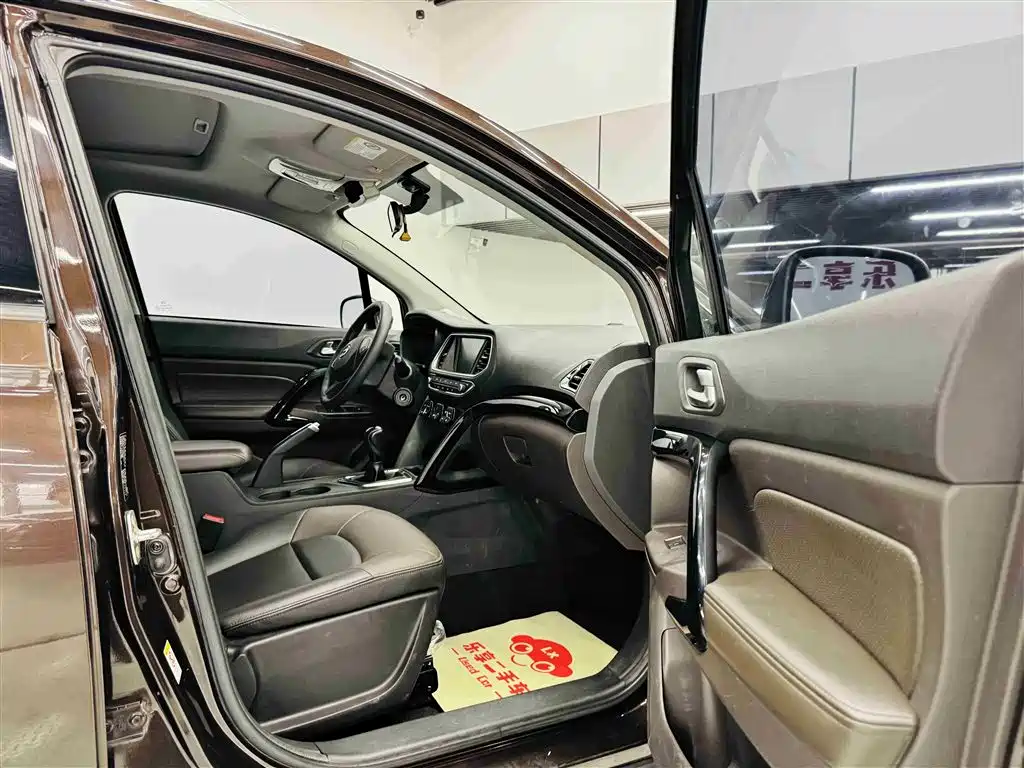 GAC Trumpchi Trumpchi GS4 2015 200T Manual Luxury Edition фото 26