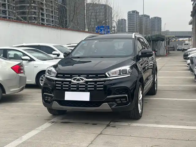 CHERY TIGGO 8