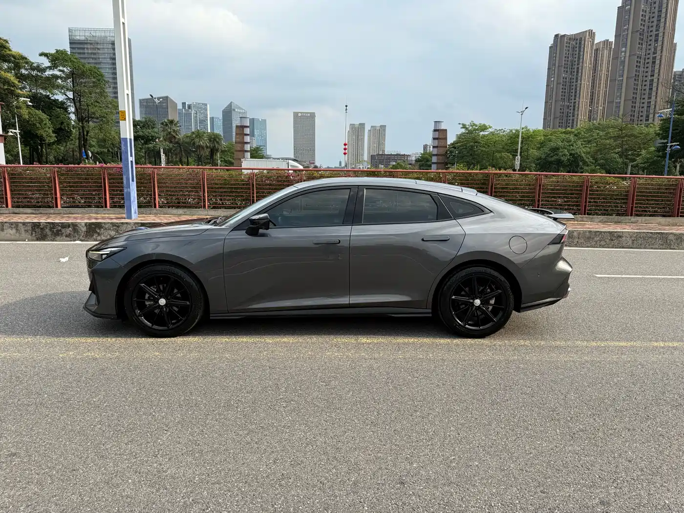 CHANGAN UNI-V