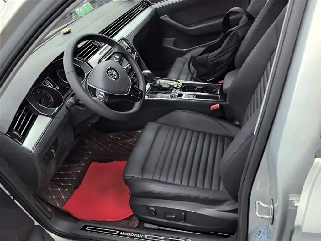 Volkswagen Magotan 2019 330TSI DSG Leading China V фото 15