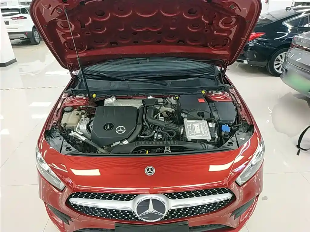 Mercedes-Benz A-Class 2019 A 200 L Sport Sedan фото 20