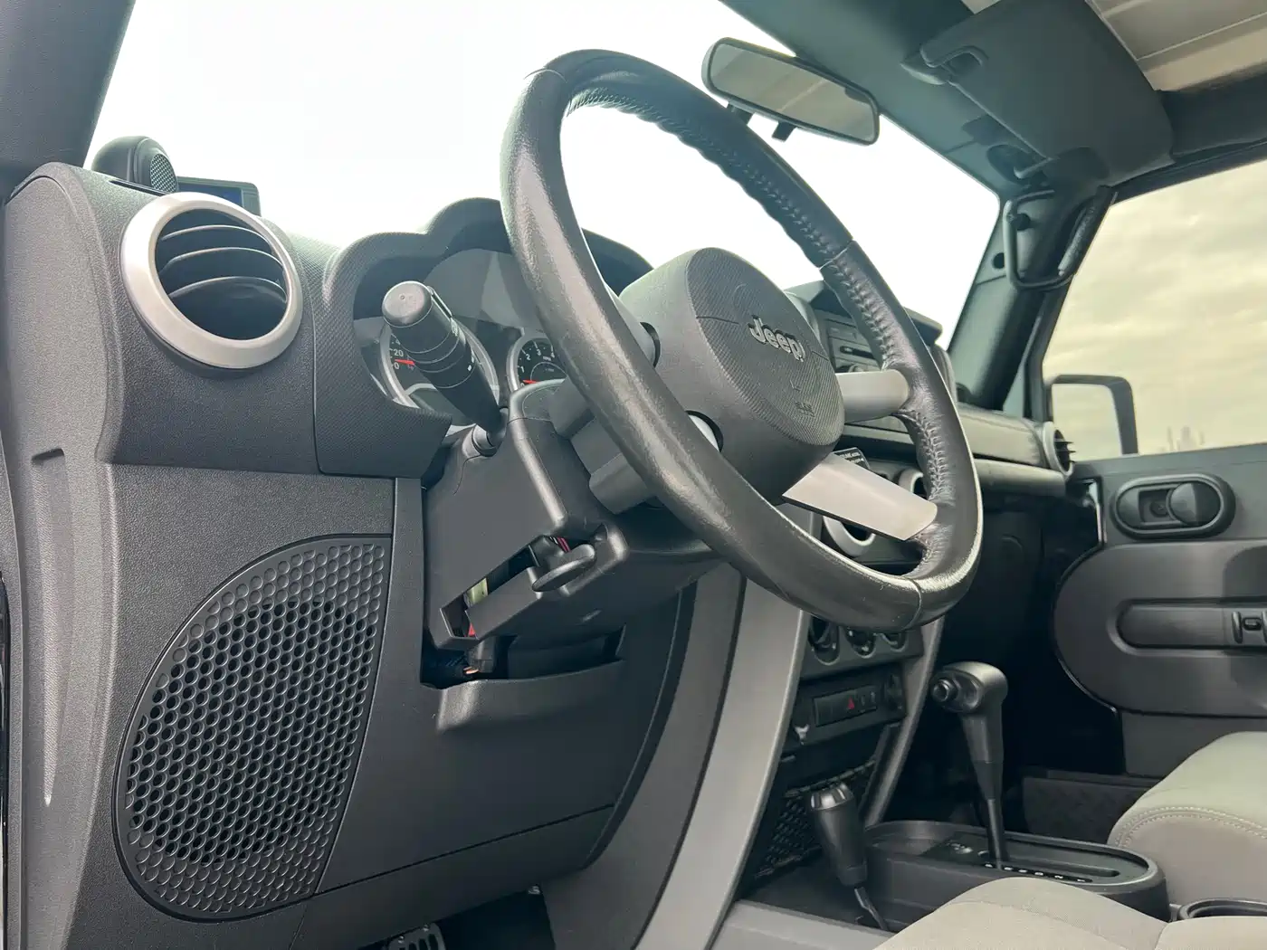 Jeep Wrangler 2011 2011 3.8L Sahara 2-Door