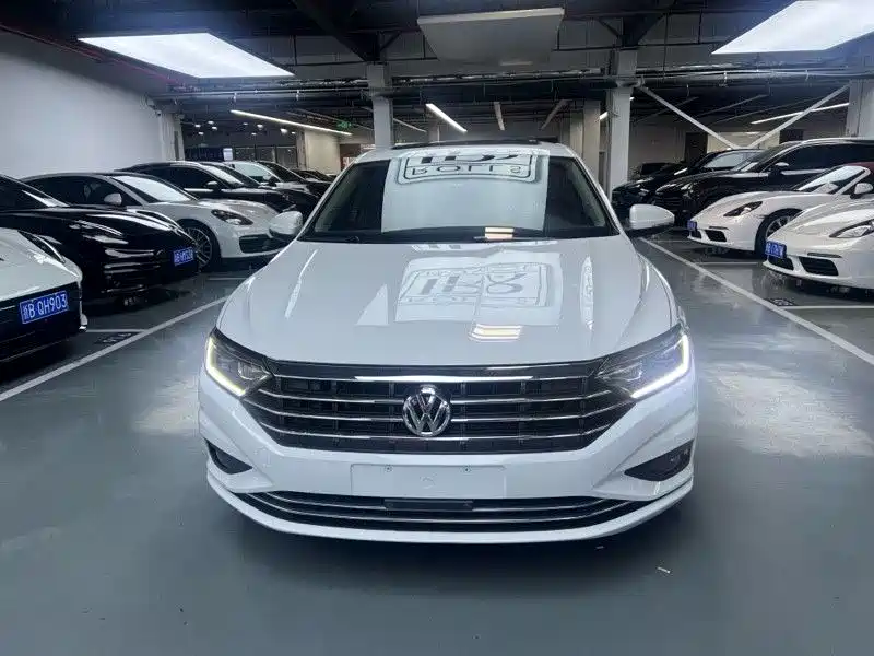 Volkswagen Sagitar 2019 200TSI DSG Comfort Edition China VI фото 2