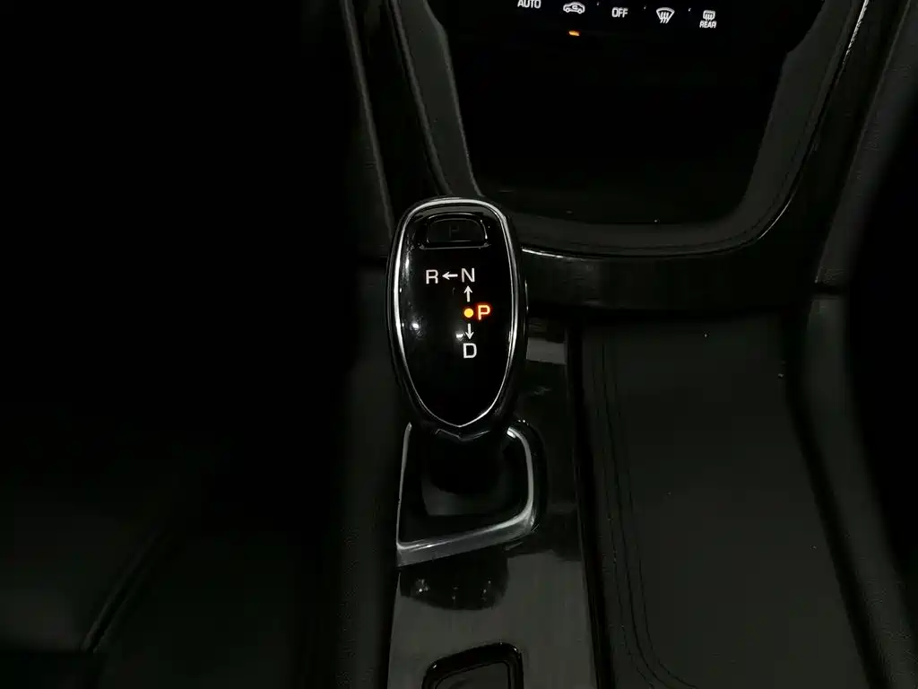 Cadillac XT5 2016 2016 25T Luxury Model