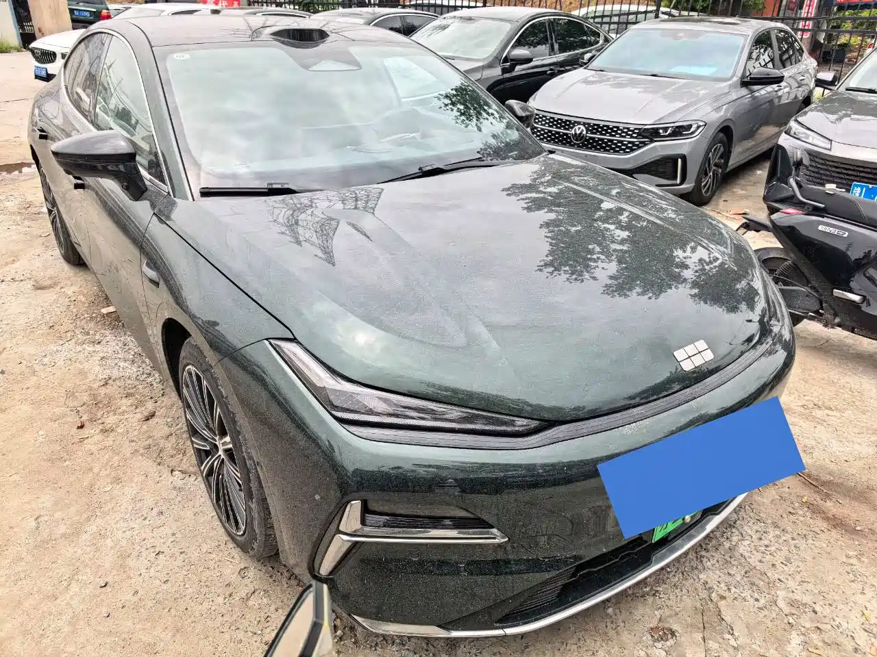 Geely Galaxy Galaxy Xingyao 8 2025 130km EM-P Starship Edition фото 3