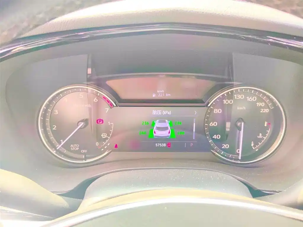 Cadillac XT5 2020 Facelift 28T Luxury Model фото 4