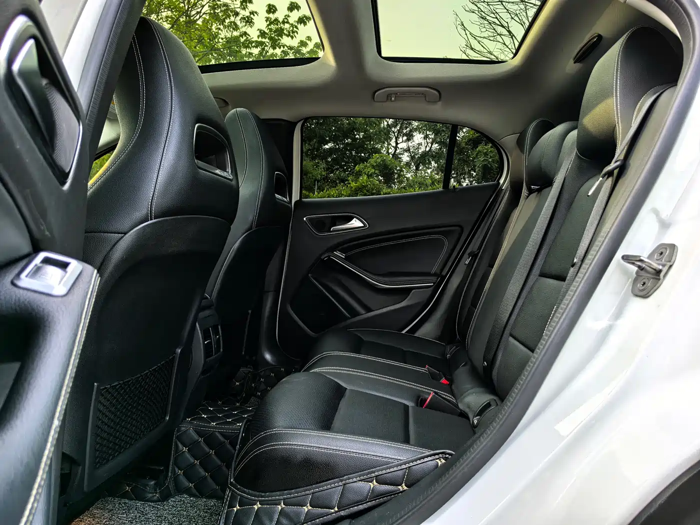 Mercedes-Benz GLA 2019 GLA 200 Dynamic фото 8