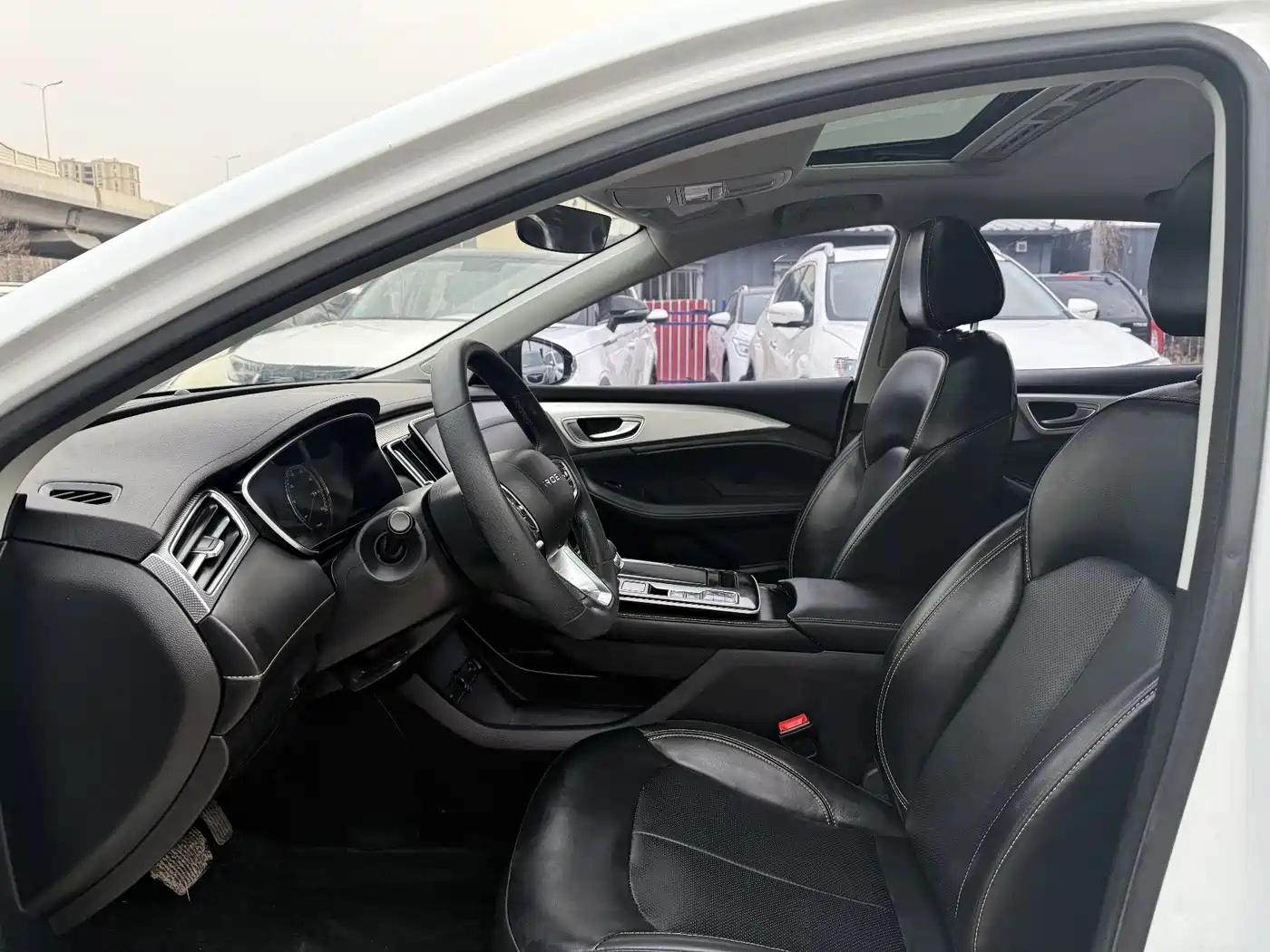 Roewe i6 MAX EV 2022 2021 1.5T PHEV Ride-hailing Luxury Edition
