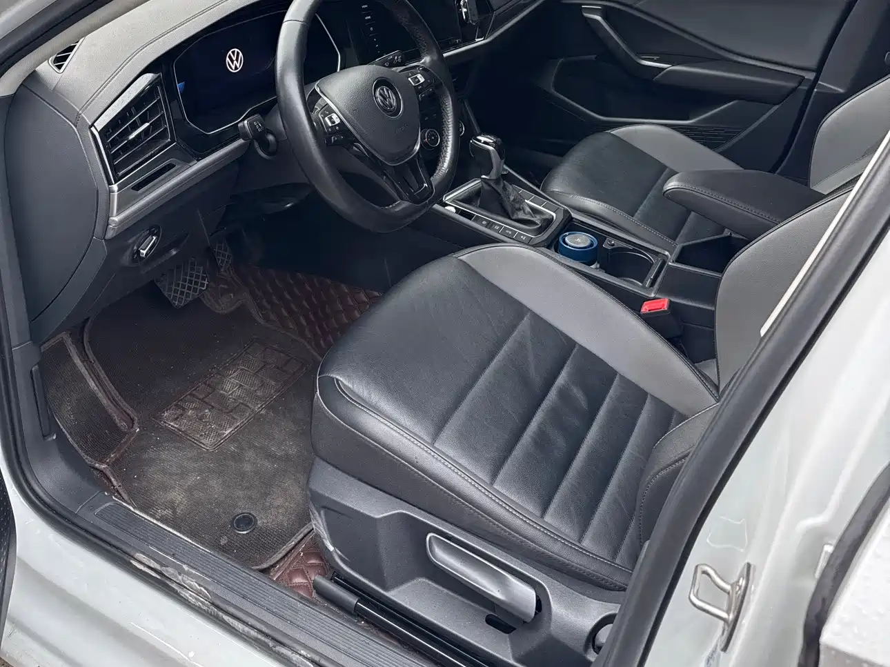 Volkswagen Sagitar 2020 280TSI DSG Luxury Class V фото 13