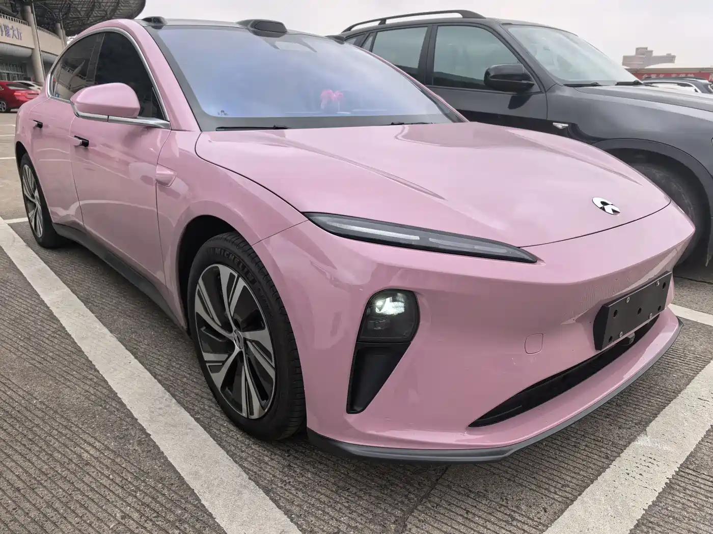 NIO NIO ET5