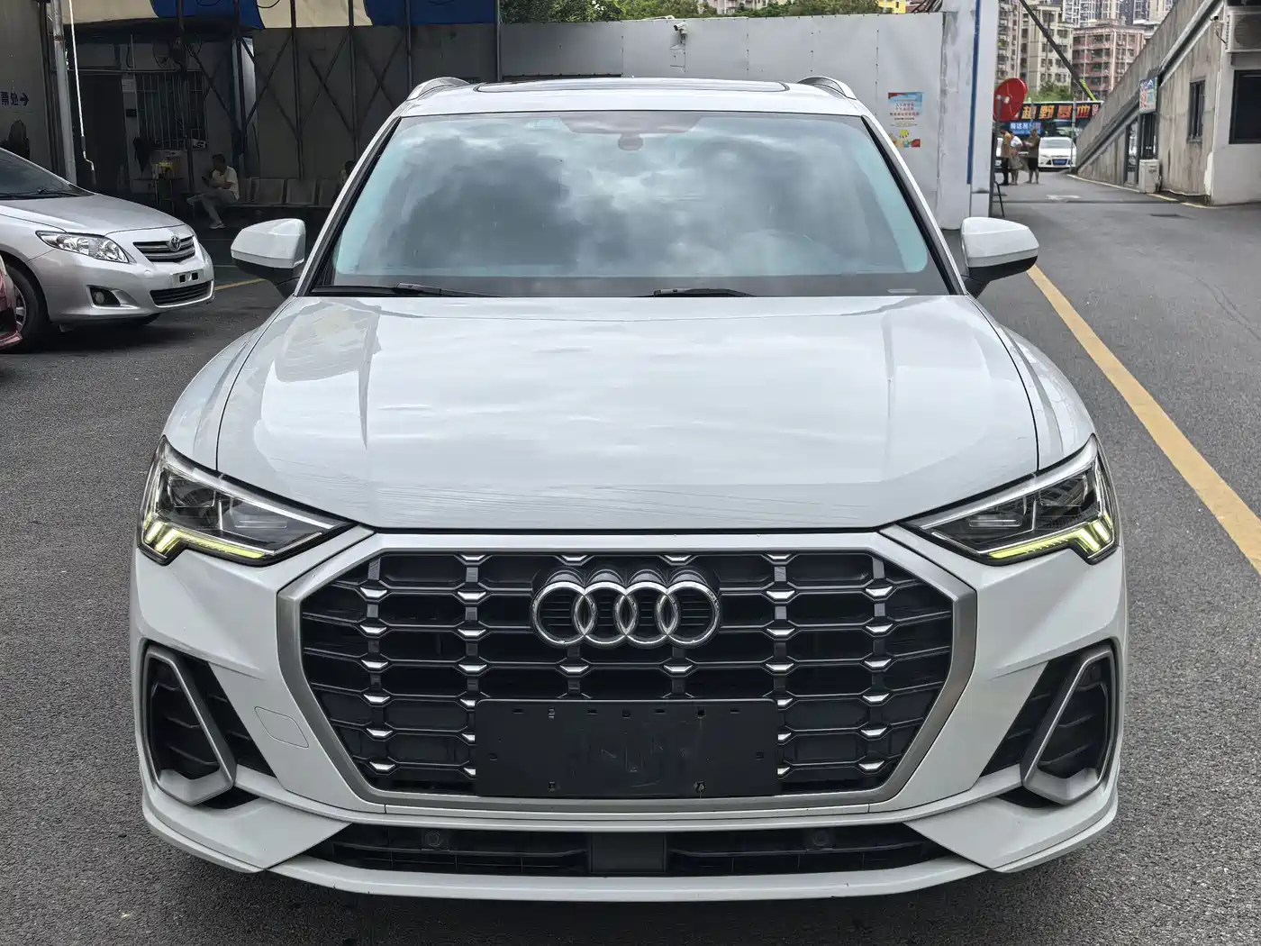Audi Q3 2019 40 TFSI Fashion Dynamic фото 2
