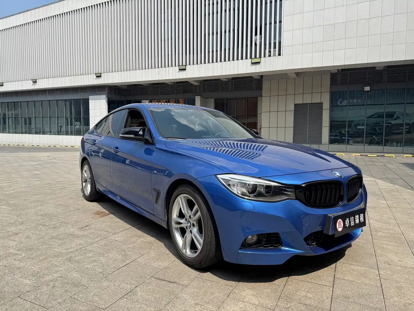 BMW 3 Series GT 2016 320i Design Package фото 3