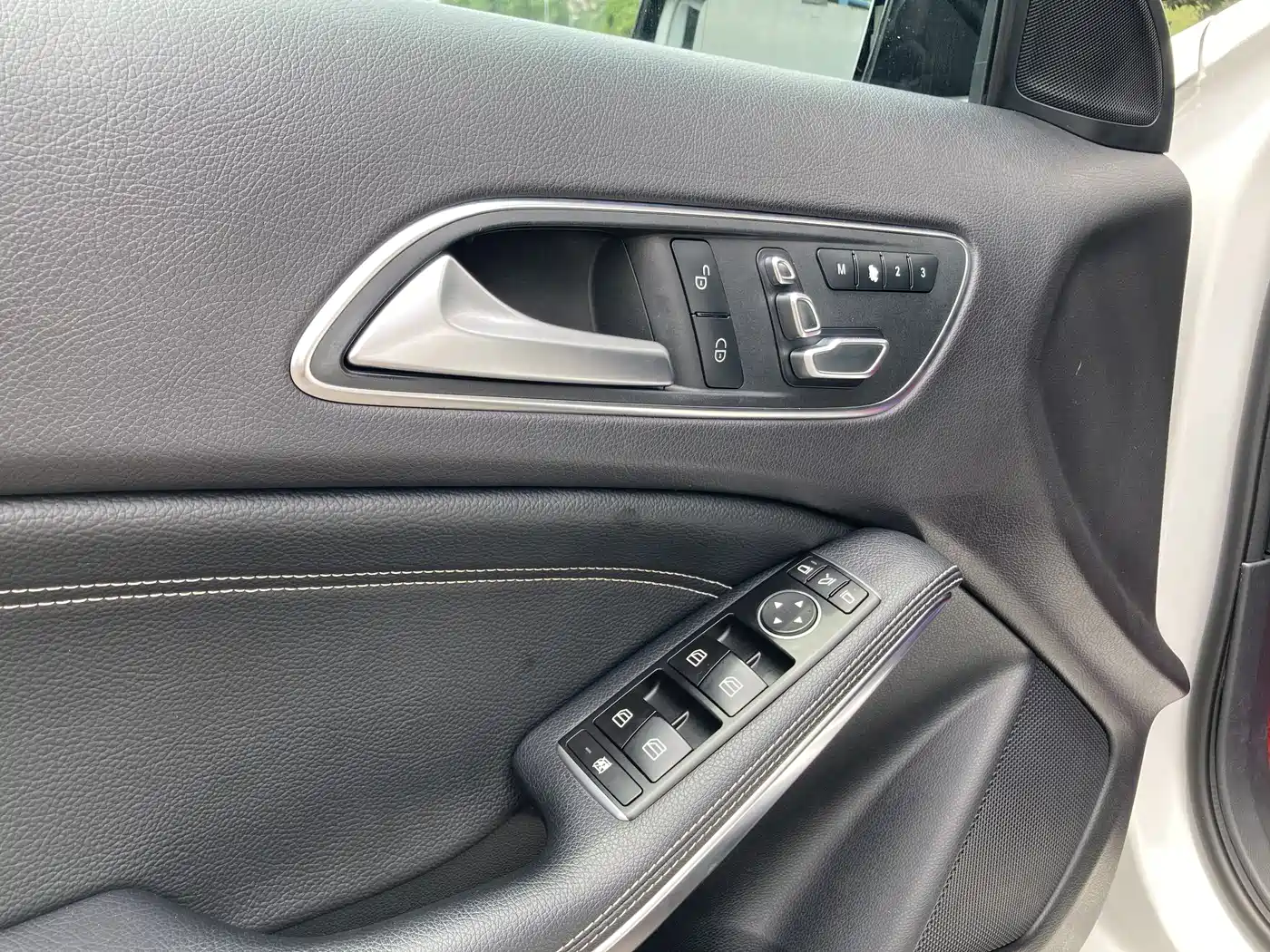Mercedes-Benz GLA 2018 GLA 220 4MATIC Sport фото 9