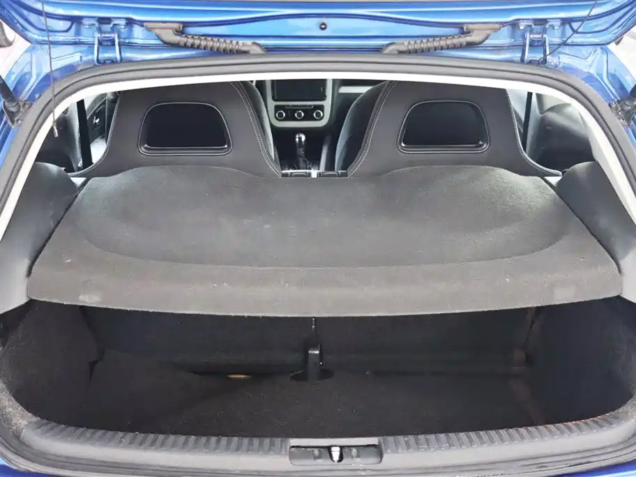 Volkswagen Scirocco 2014 1.4TSI Racing Edition фото 17