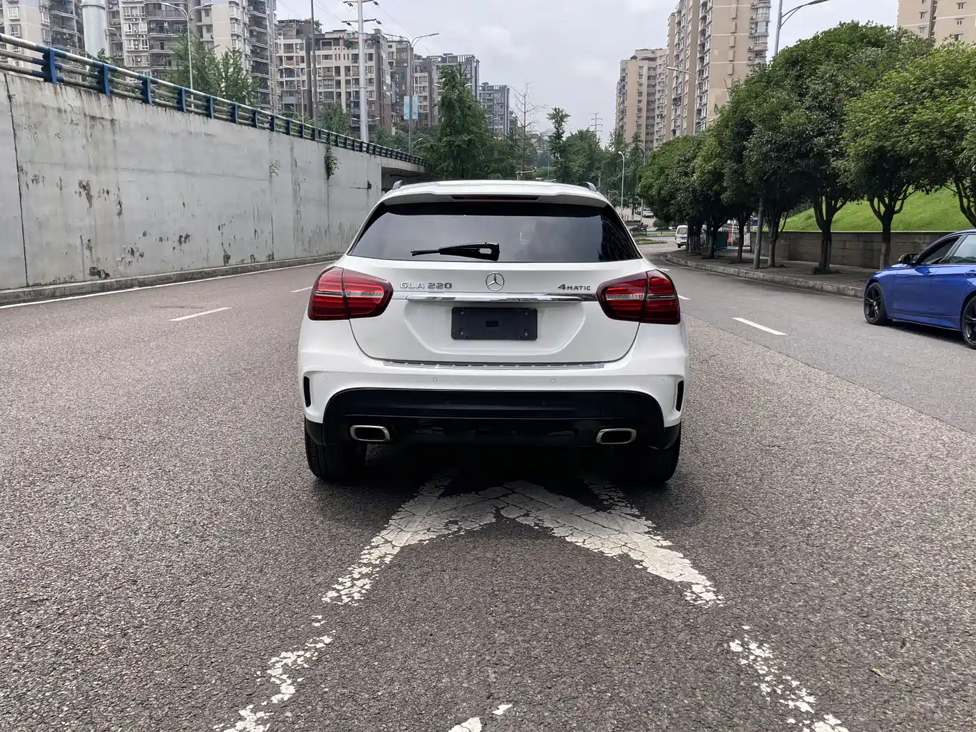 Mercedes-Benz GLA 2018 GLA 220 4MATIC Sport фото 15
