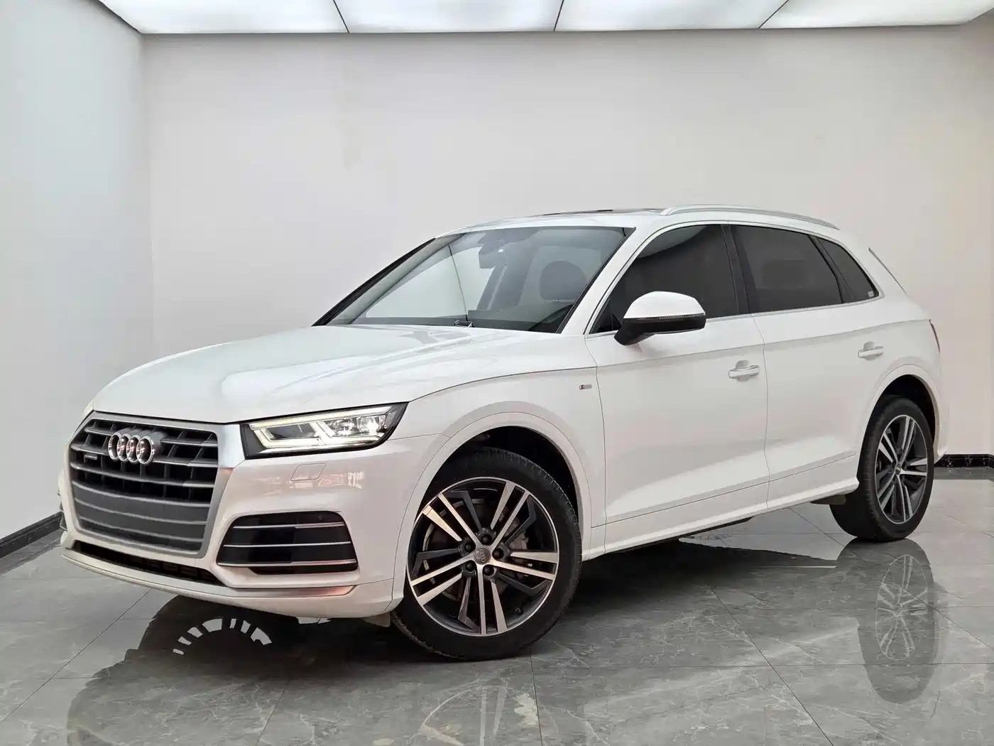 Audi Q5L 2020 40 TFSI Prestige Fashion
