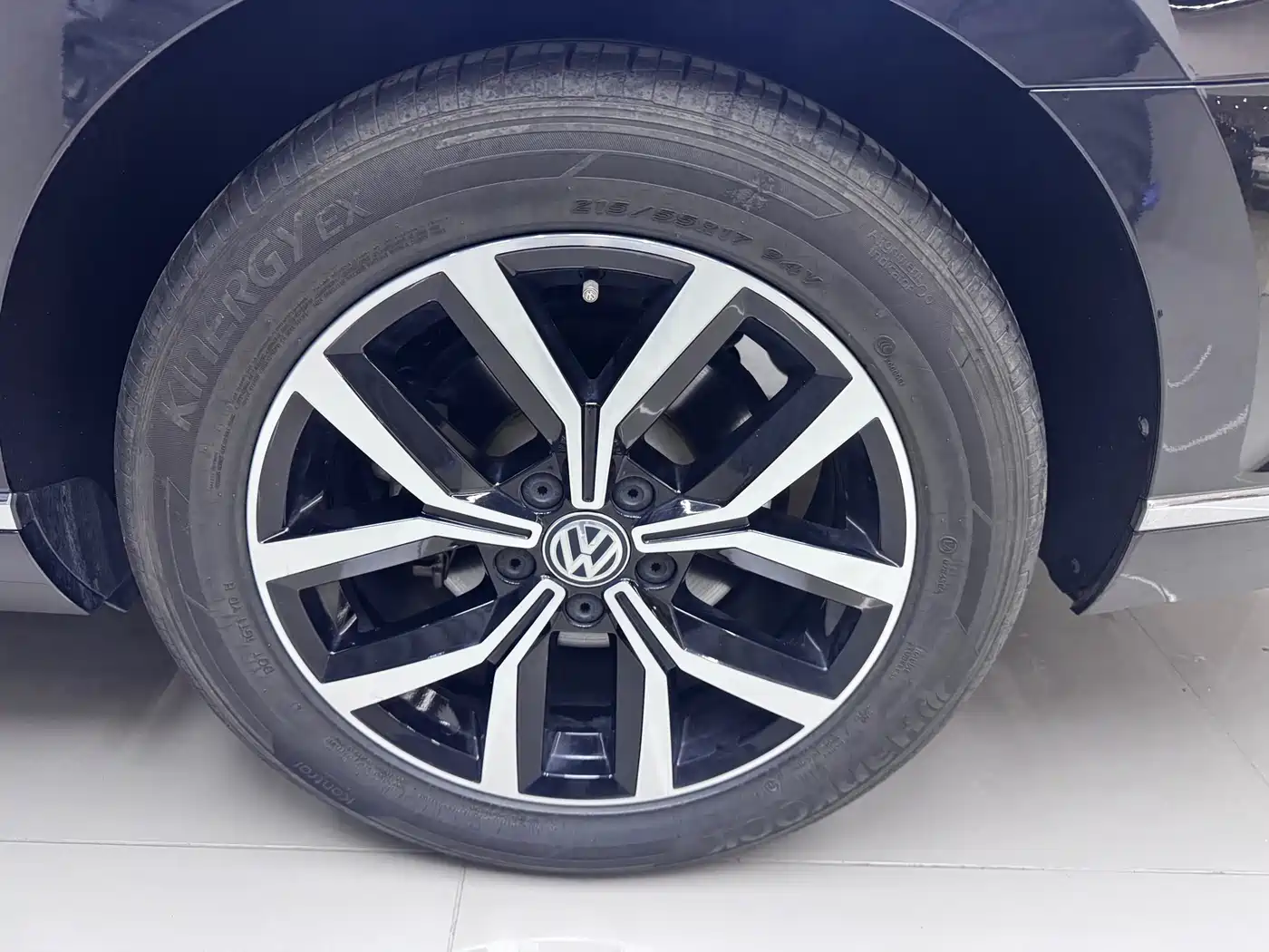 Volkswagen Magotan 2020 330TSI DSG Leading фото 10