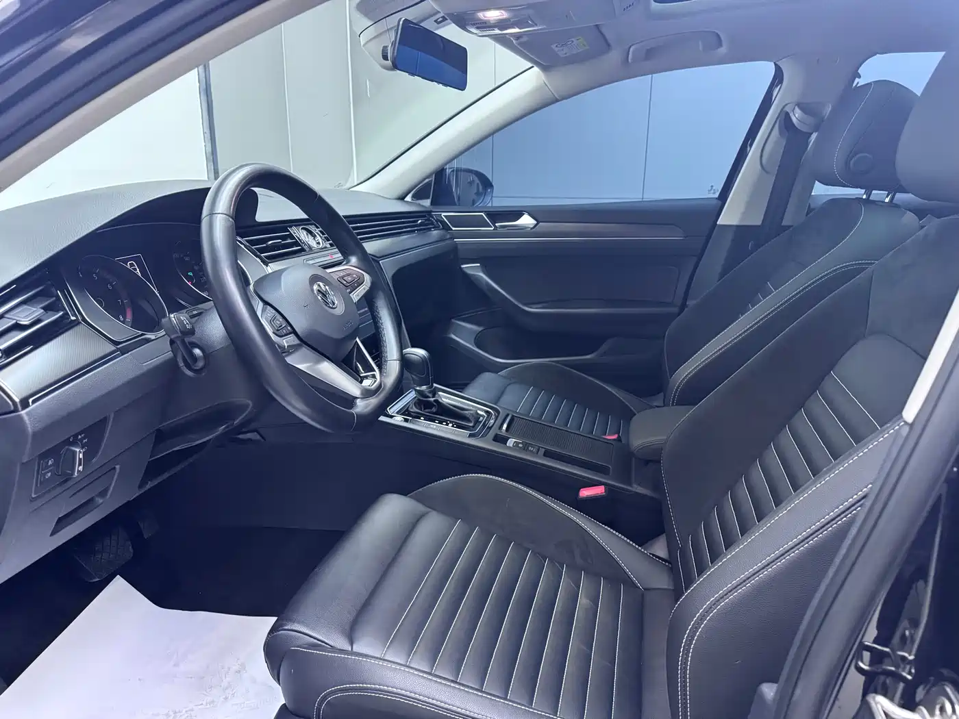 Volkswagen Magotan 2020 330TSI DSG Leading фото 12