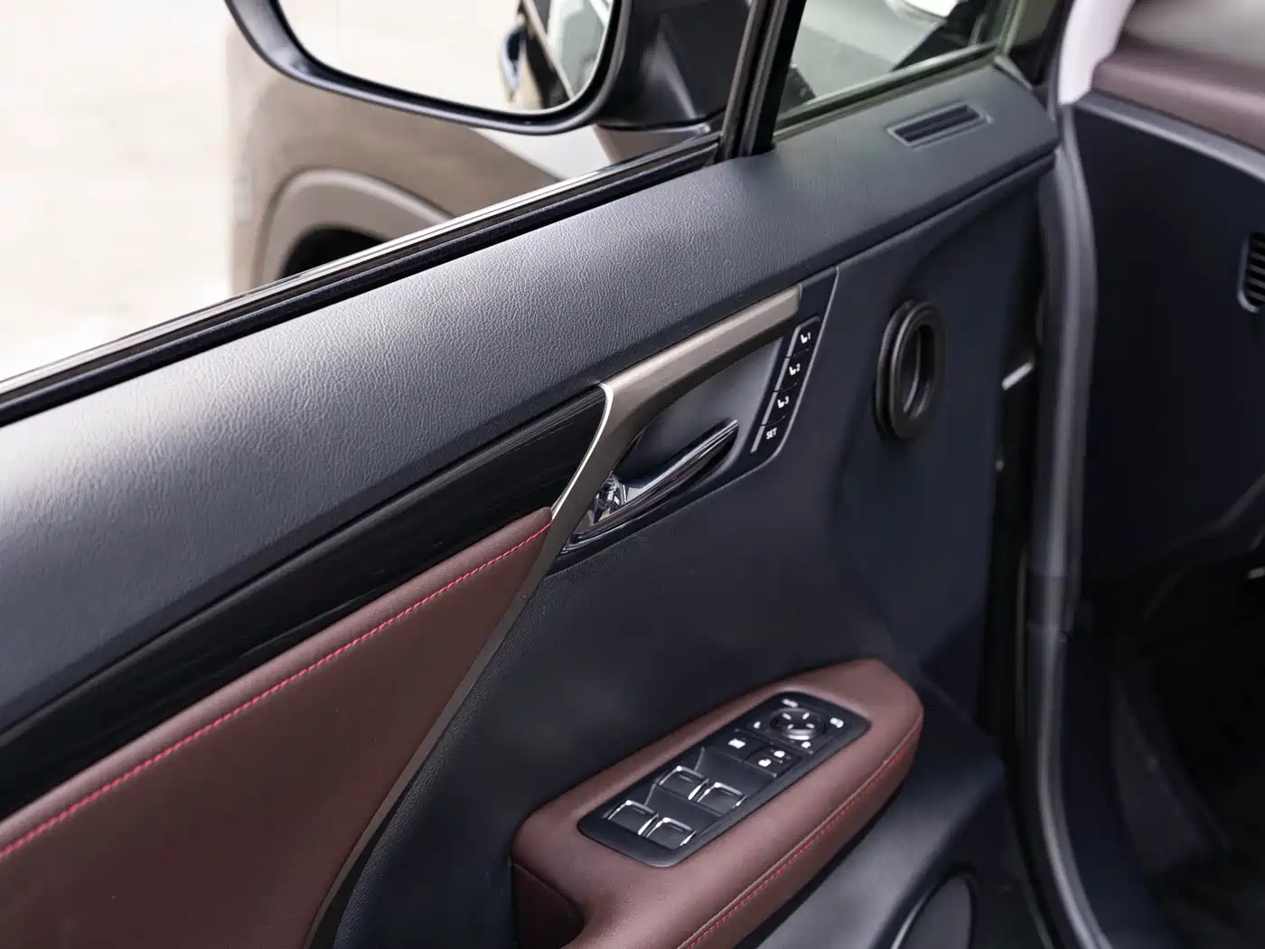 Lexus RX 2016 300 4WD Elegance Edition (China V) фото 20