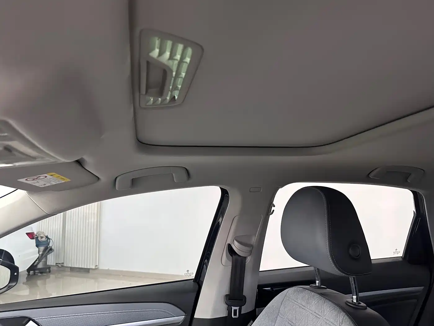Volkswagen Lavida 2023 280TSI DSG Starlight Comfort Edition фото 11