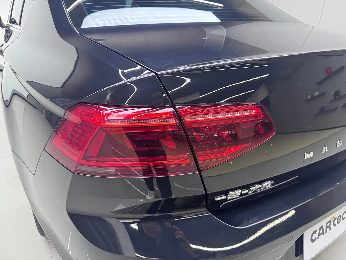 Volkswagen Magotan 2020 330TSI DSG Leading фото 7