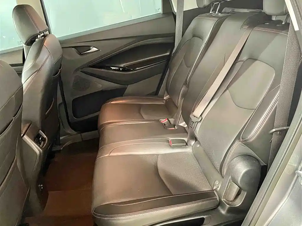 Chevrolet Volando 2020 Mild Hybrid Redline 530T Automatic Premium Edition (5+2 seater) фото 19