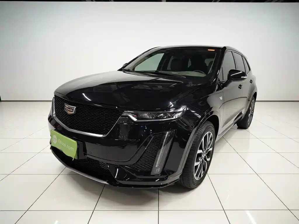 CADILLAC XT6
