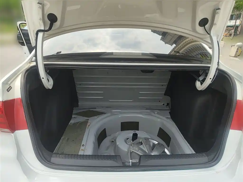 Volkswagen Santana 2019 1.5L Auto Trend Edition China VI фото 10