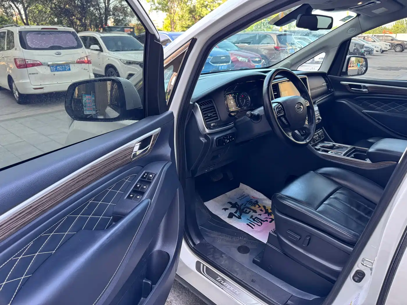 GAC Trumpchi Trumpchi M8 2020 Pilot 390T Prestige Edition фото 12