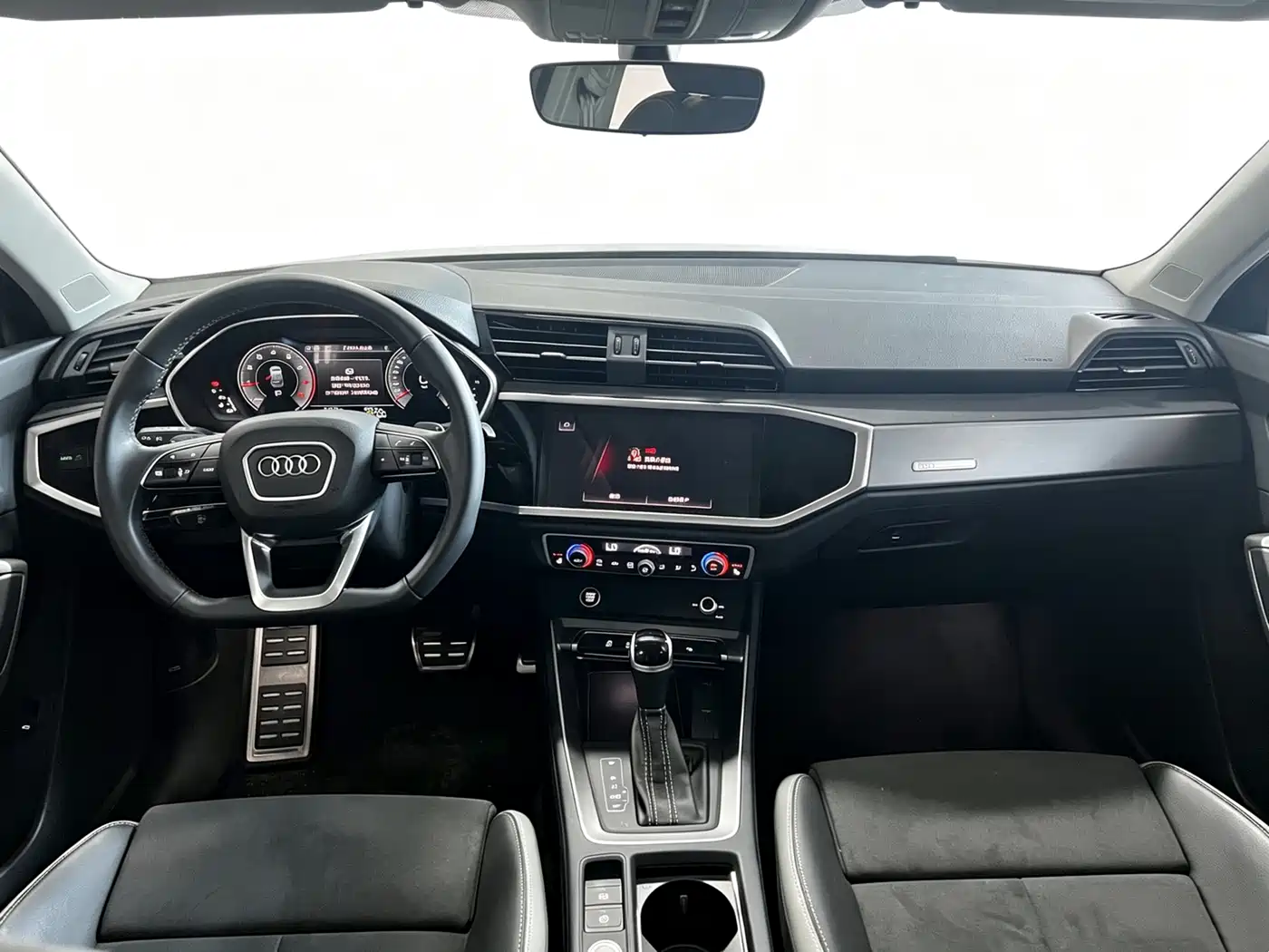 Audi Q3 2023 35 TFSI Fashion Dynamic (1.4T) фото 7
