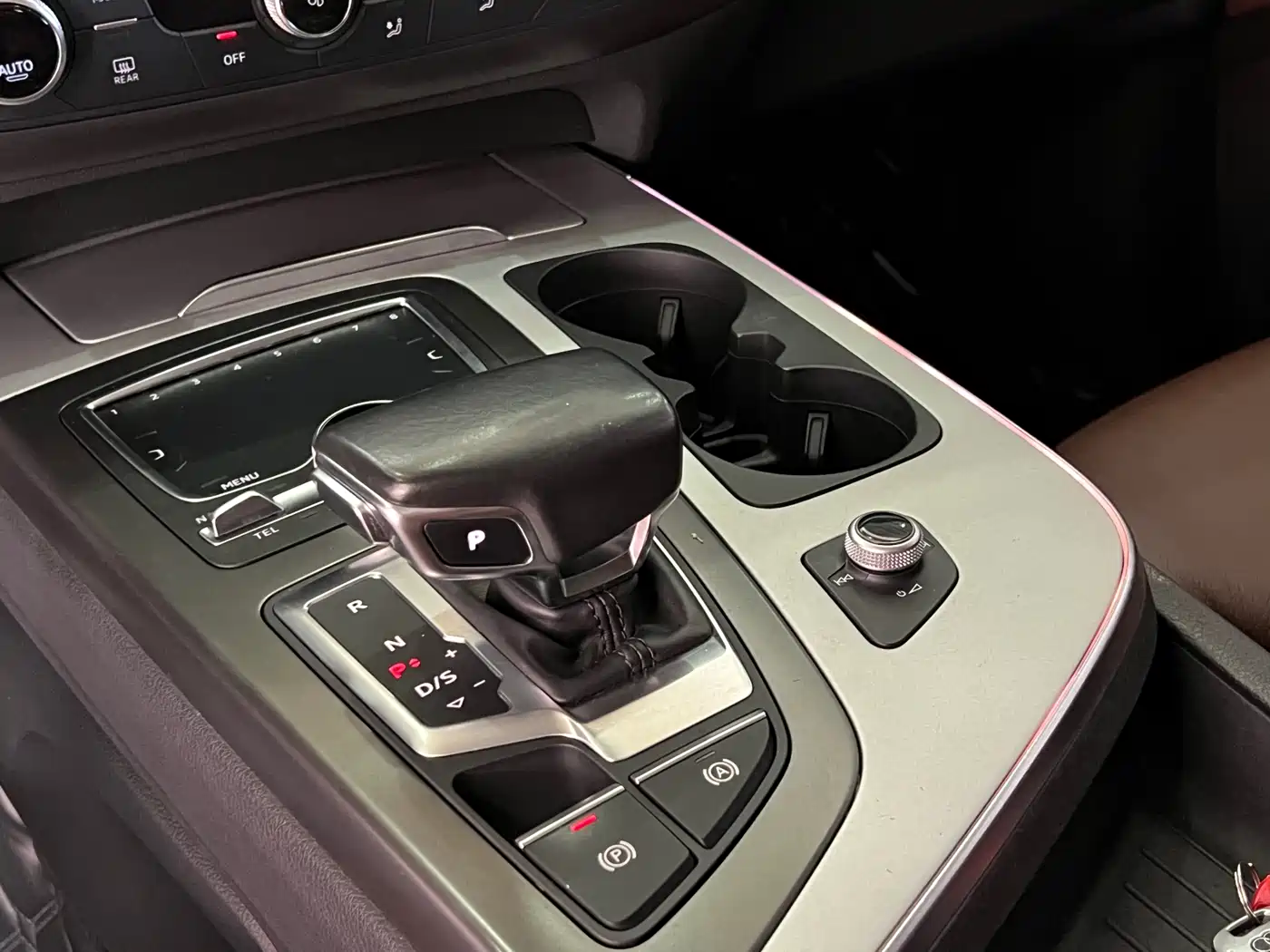 Audi Q7 2018 45 TFSI Technology фото 14