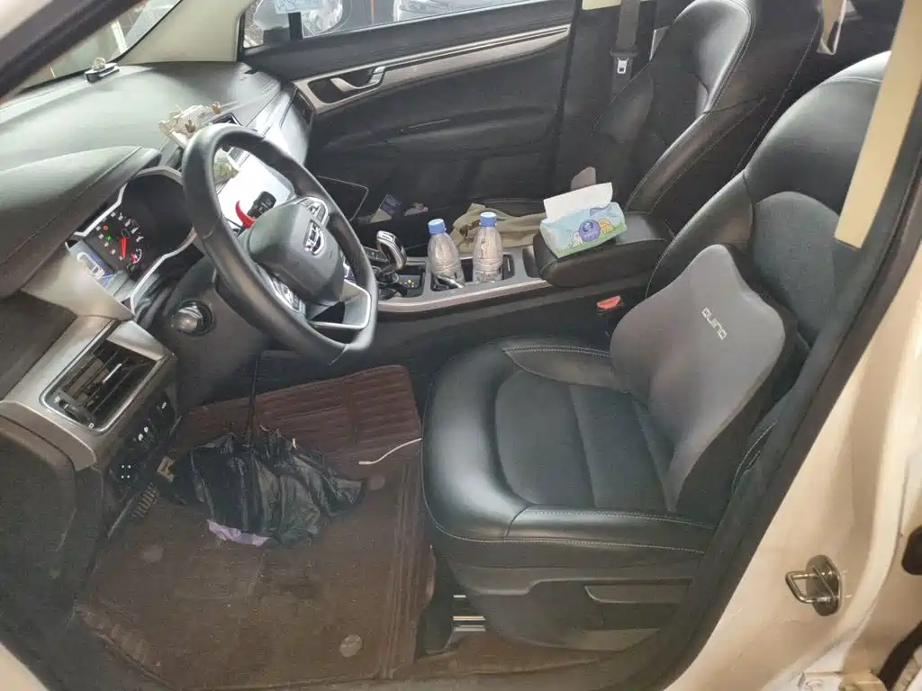 Geely Emgrand GS 2019 2019 1.5TD DCT Dynamic 260T