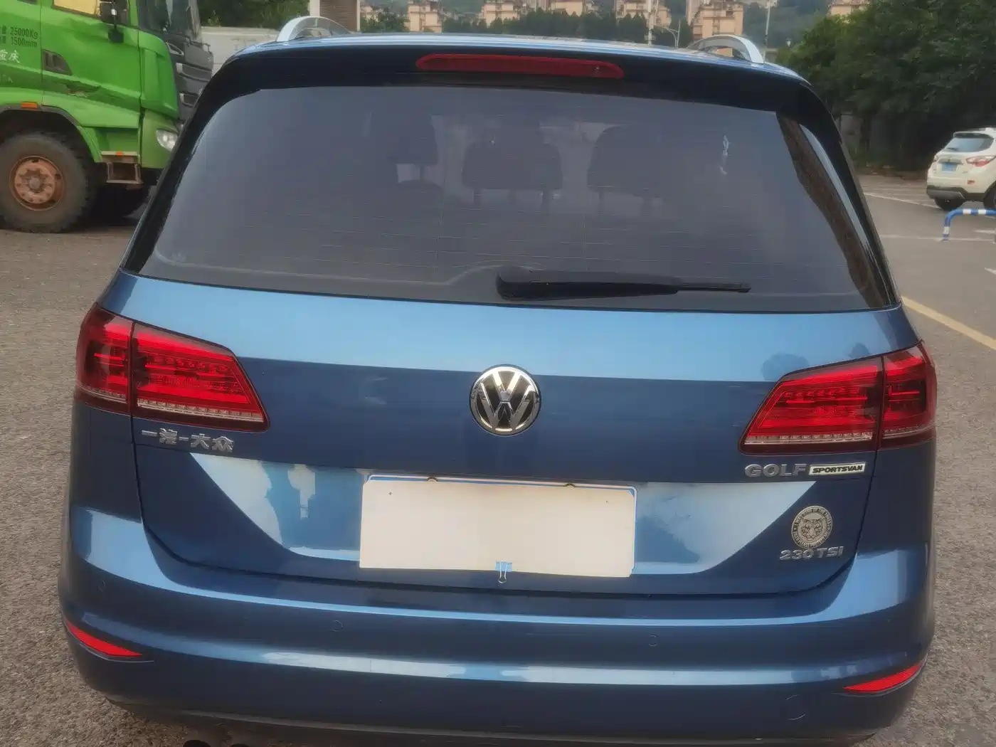 Volkswagen Golf Sportsvan 2018 230TSI Automatic Progressive фото 5