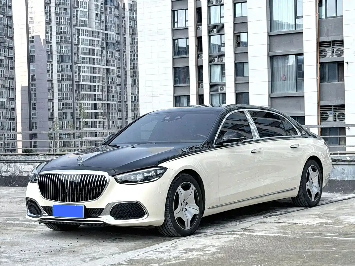 Mercedes-Benz Maybach S-Class