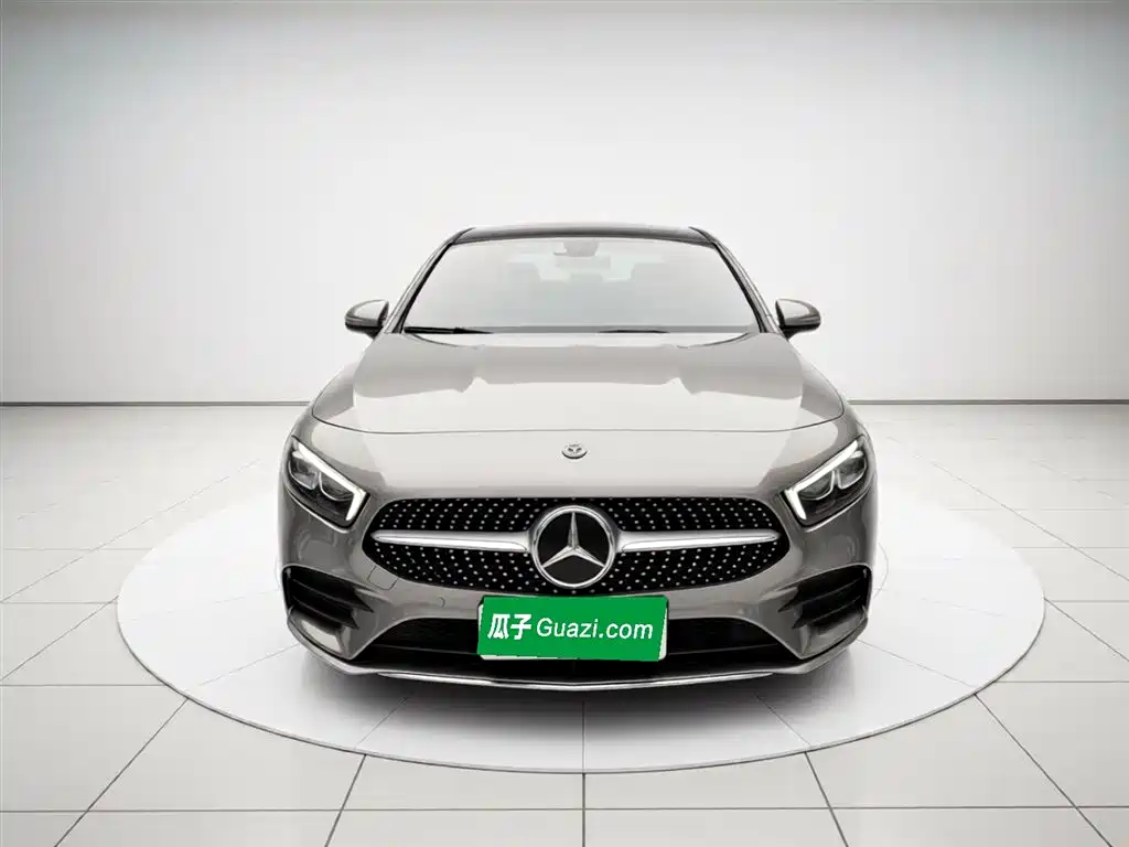 Mercedes-Benz A-Class 2021 A 200 L Sport Sedan Fashion Edition фото 3