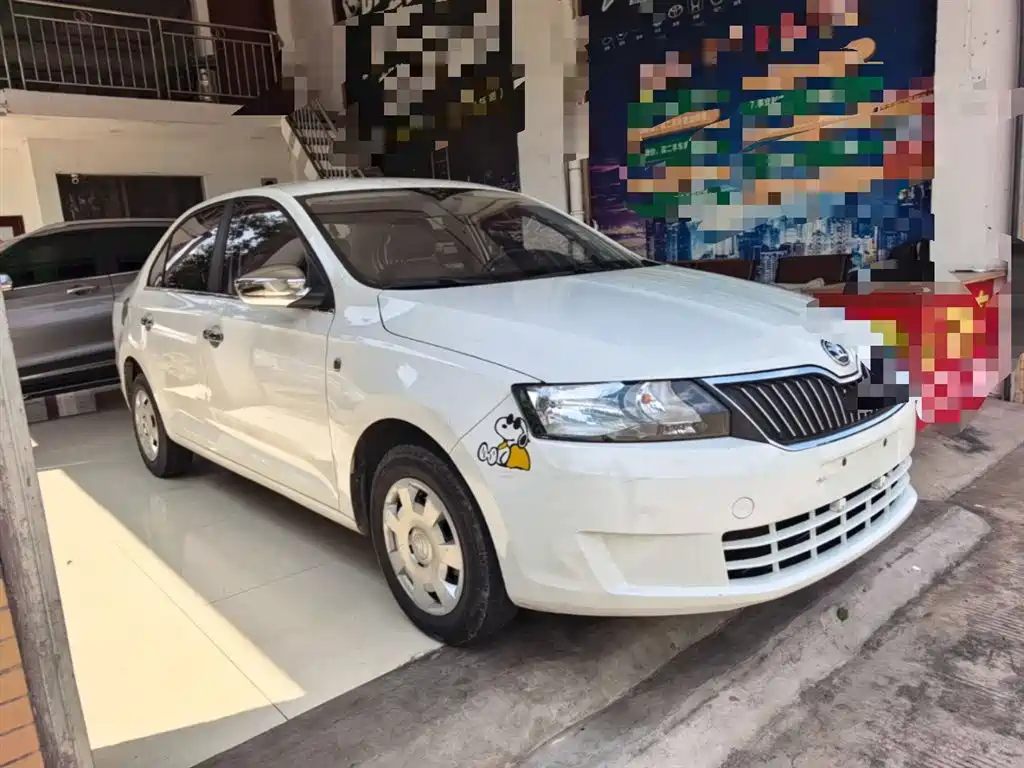 Škoda Rapid 2016 1.6L Automatic Forward Edition фото 4