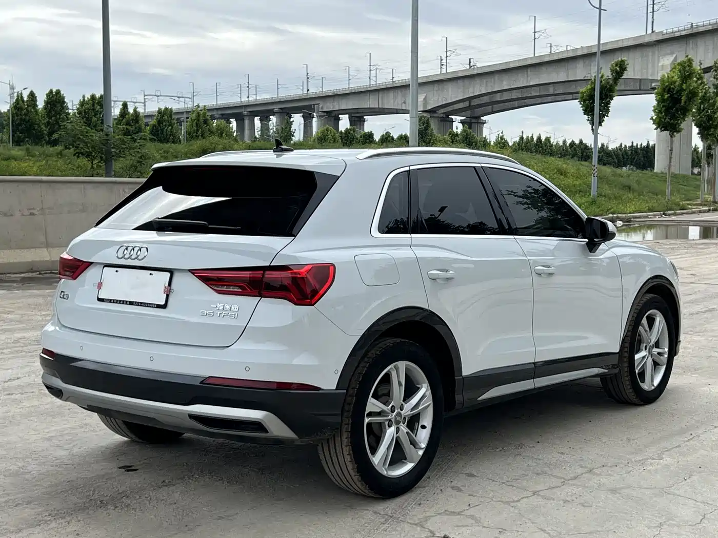 Audi Q3 2021 35 TFSI Fashion Elegance фото 4