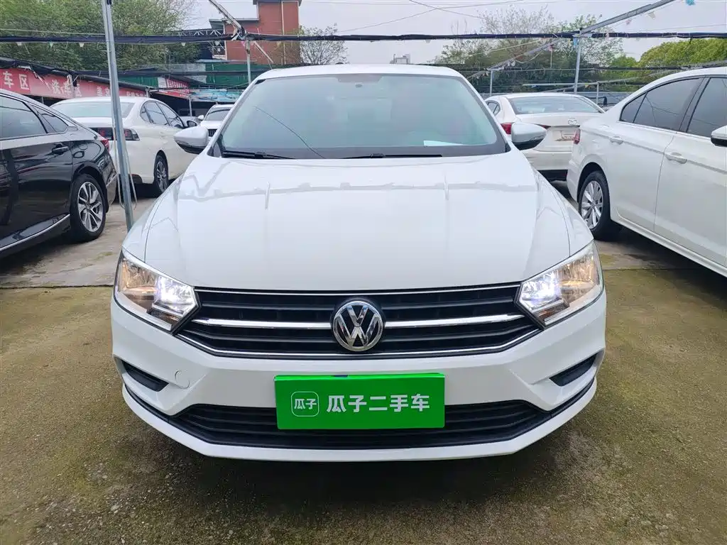 Volkswagen Bora 2018 1.5L Automatic Fashion фото 3