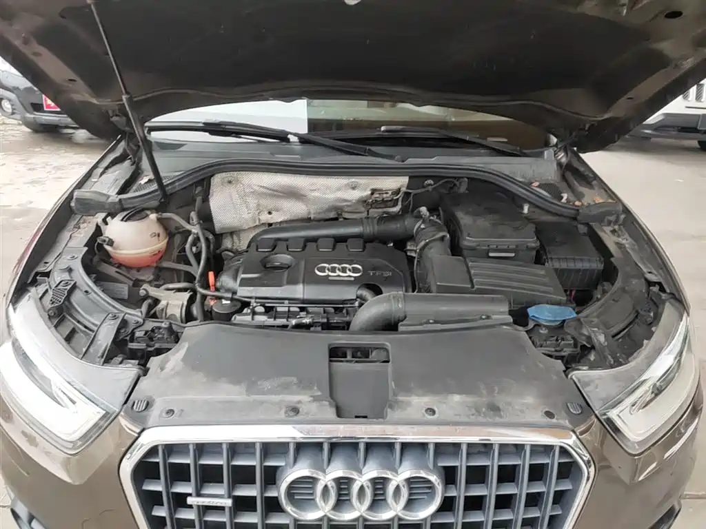 Audi Q3 2015 35 TFSI quattro Technology фото 20