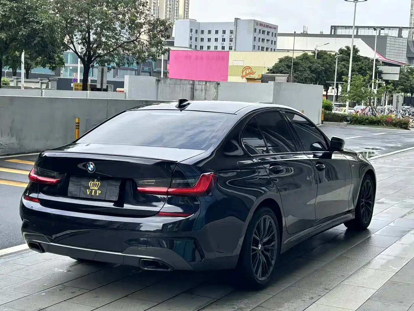 BMW 3 Series 2021 325i M Sport Night Edition фото 7