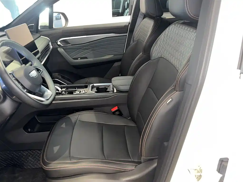 Geely Haoyue L 2025 2024 Model 2.0T DCT Premium