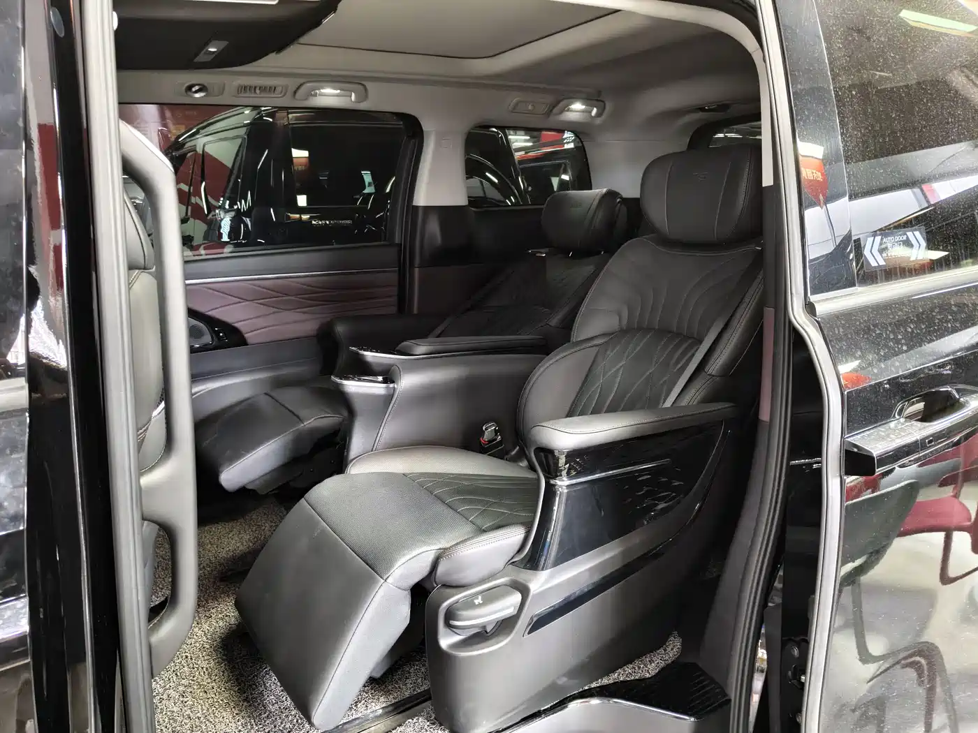 GAC Trumpchi Trumpchi M8 2024 Master Series 400T Premium Edition фото 6