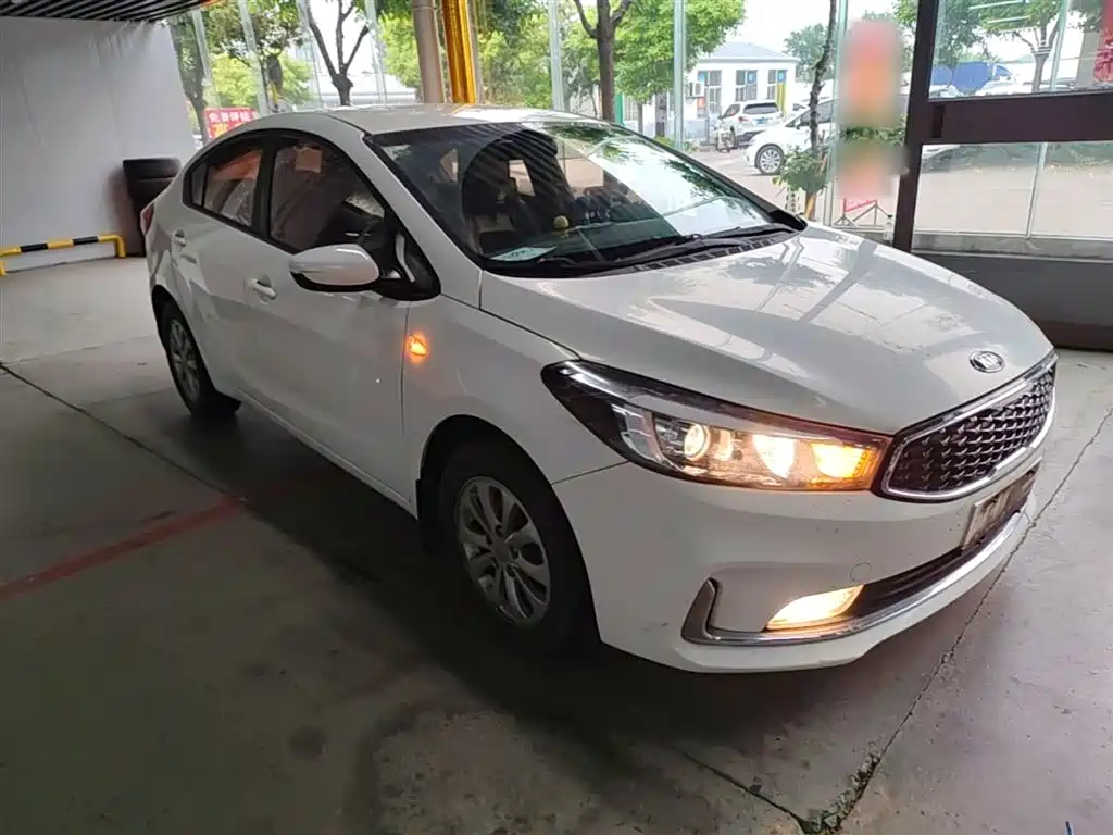 Kia K3 2016 1.6L Manual GL фото 4