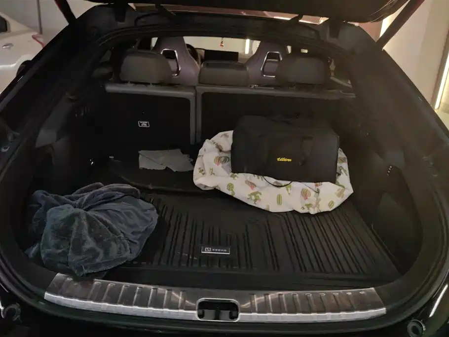 ZEEKR EXTREME KRYPTON 001