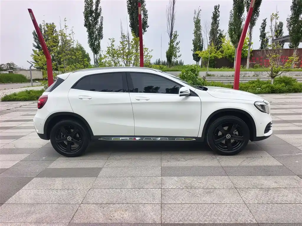 Mercedes-Benz GLA 2019 GLA 200 Fashion фото 6