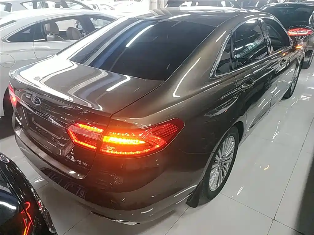 Ford Taurus 2016 2015 EcoBoost 245 Luxury