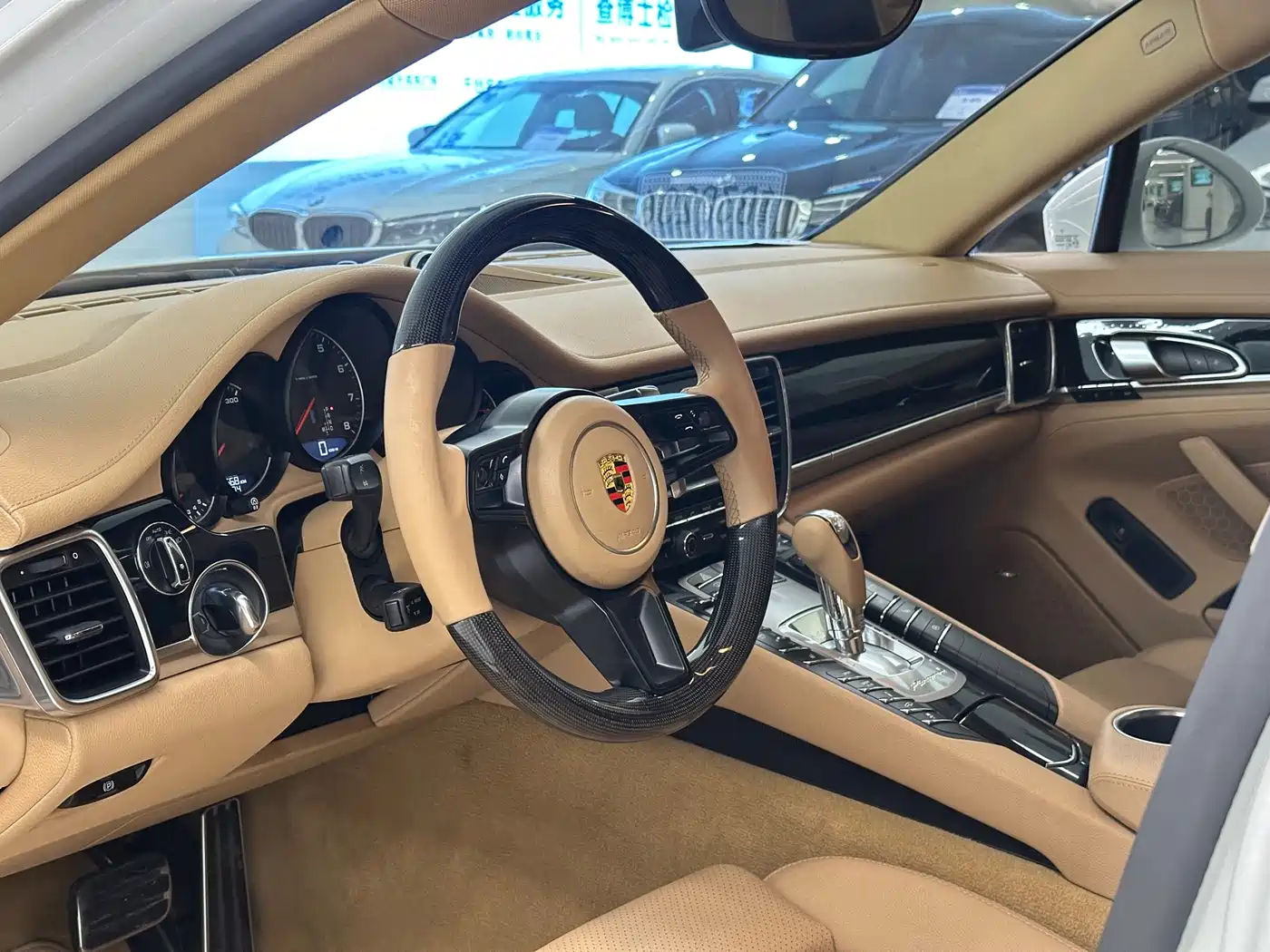 Porsche Panamera 2014 Panamera 4 3.0T фото 10